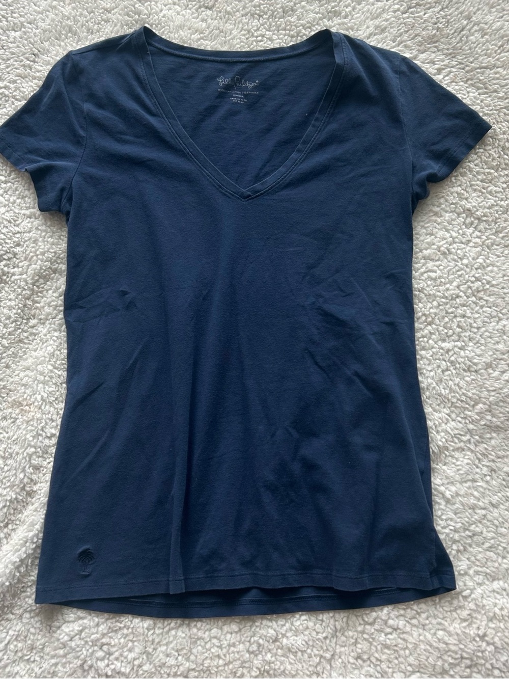 Lilly Pulitzer Navy V-Neck Short Sleeve Tee